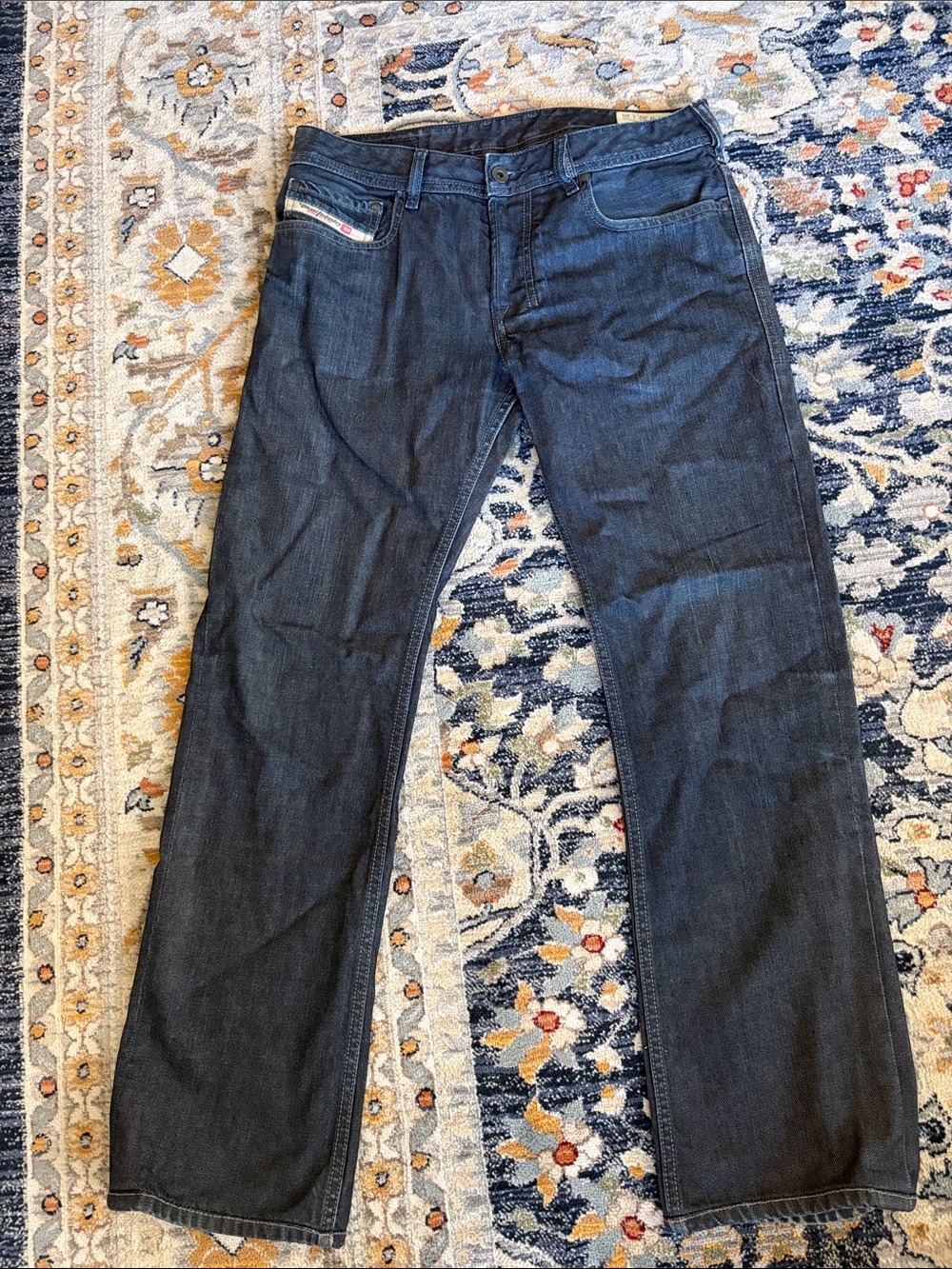 Diesel made in Italy Zatiny Men's Straight Jeans in Dark Blue Denim
